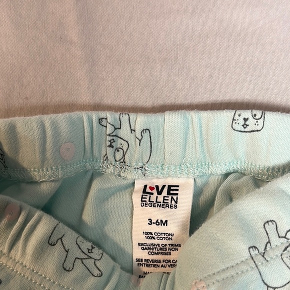 Ellen Degeneres NWOT Cream and Blue Pajama Set with Rabbit Graphic - Picture 7 of 7